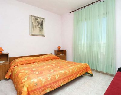 Apartman za 10 osoba s prekrasnim pogledom na more (Dijana Ap5)