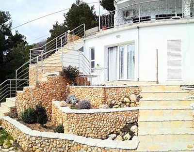 Apartman za 6 osoba sa prekrasnim pogledom
