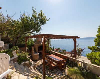 Apartment for 10 persons in Mimice