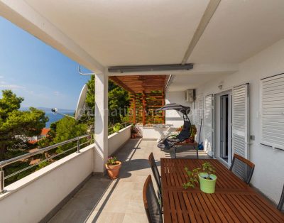 Apartment for 10 persons in Mimice
