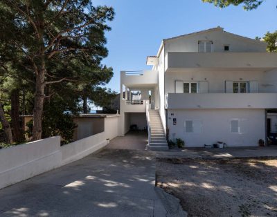 Apartment Petra for 3 in Mimice