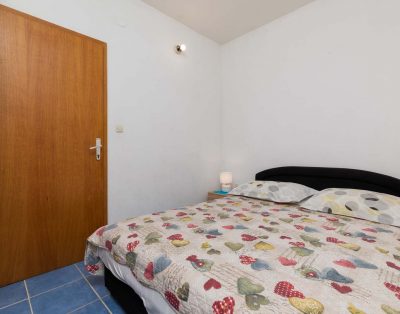Apartman za 10 osoba s prekrasnim pogledom na more (Dijana Ap5)